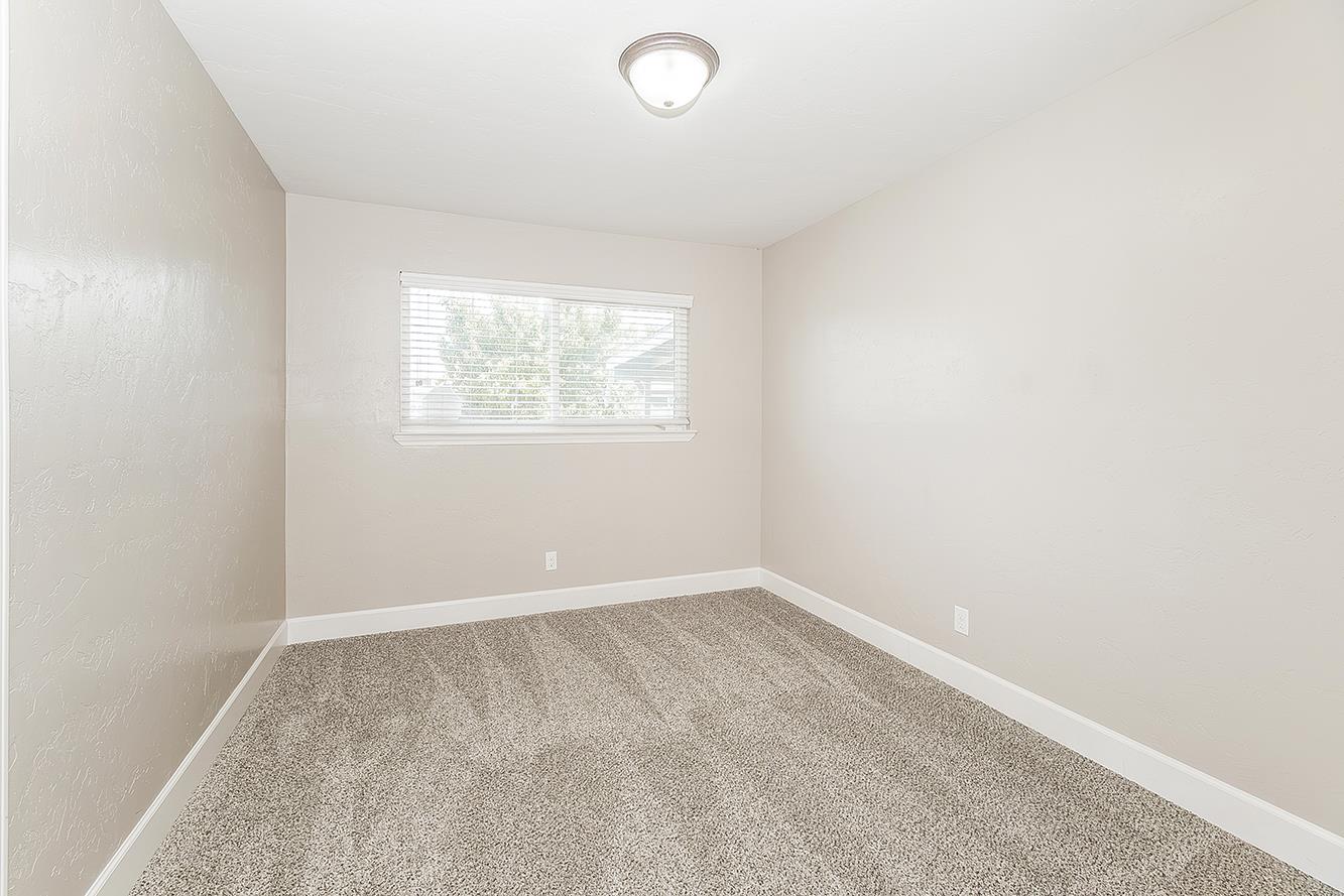611 San Gabriel Ave, Clovis, CA 93612