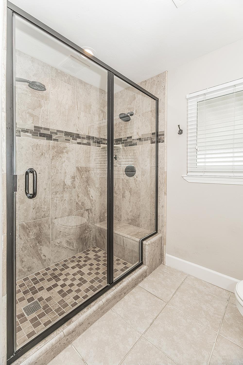 611 San Gabriel Ave, Clovis, CA 93612
