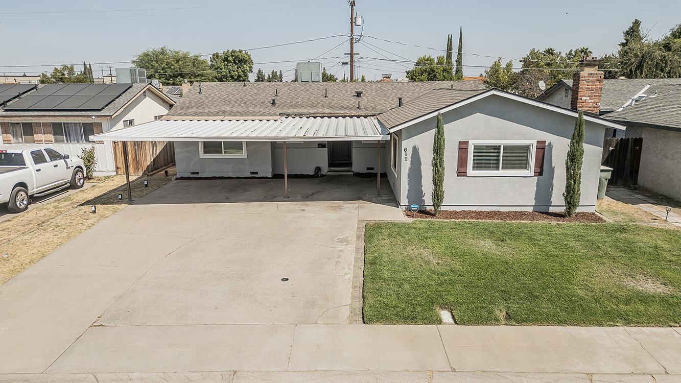 611 San Gabriel Ave, Clovis, CA 93612