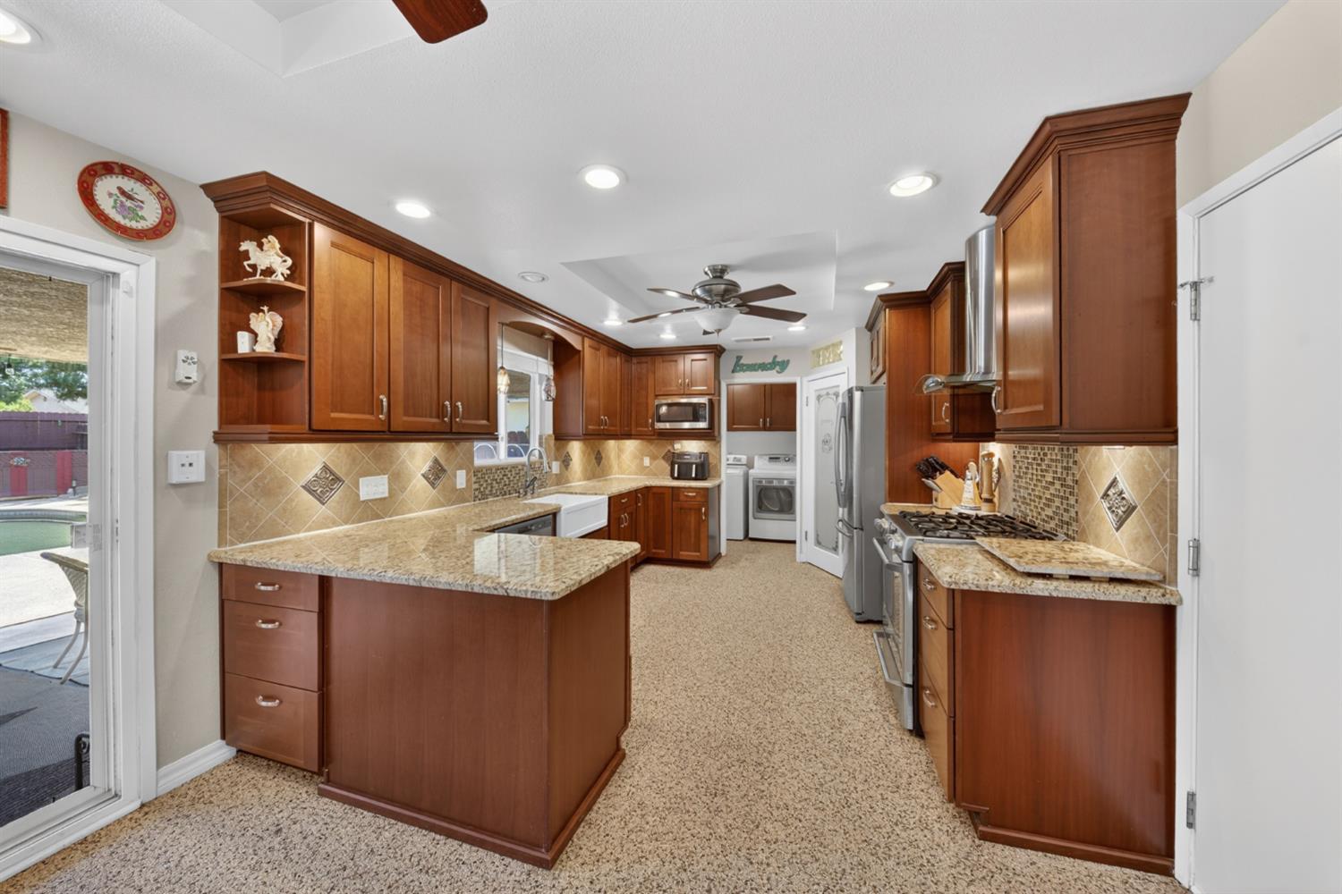 5644 N Hazel Ave, Fresno, CA 93711