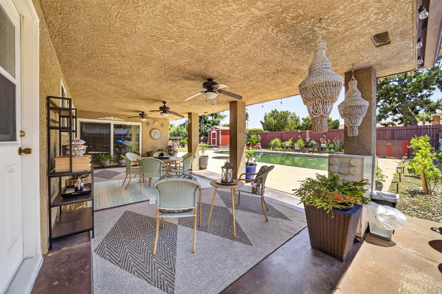 5644 N Hazel Ave, Fresno, CA 93711