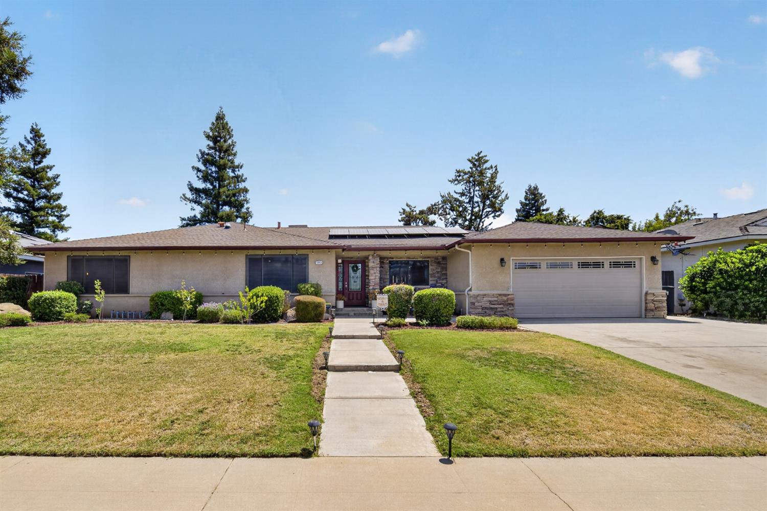 5644 N Hazel Ave, Fresno, CA 93711