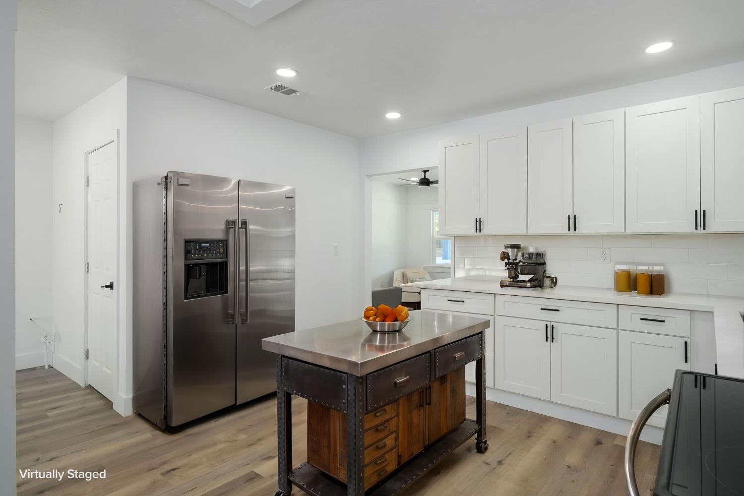 3141 E Butler Ave, Fresno, CA 93702