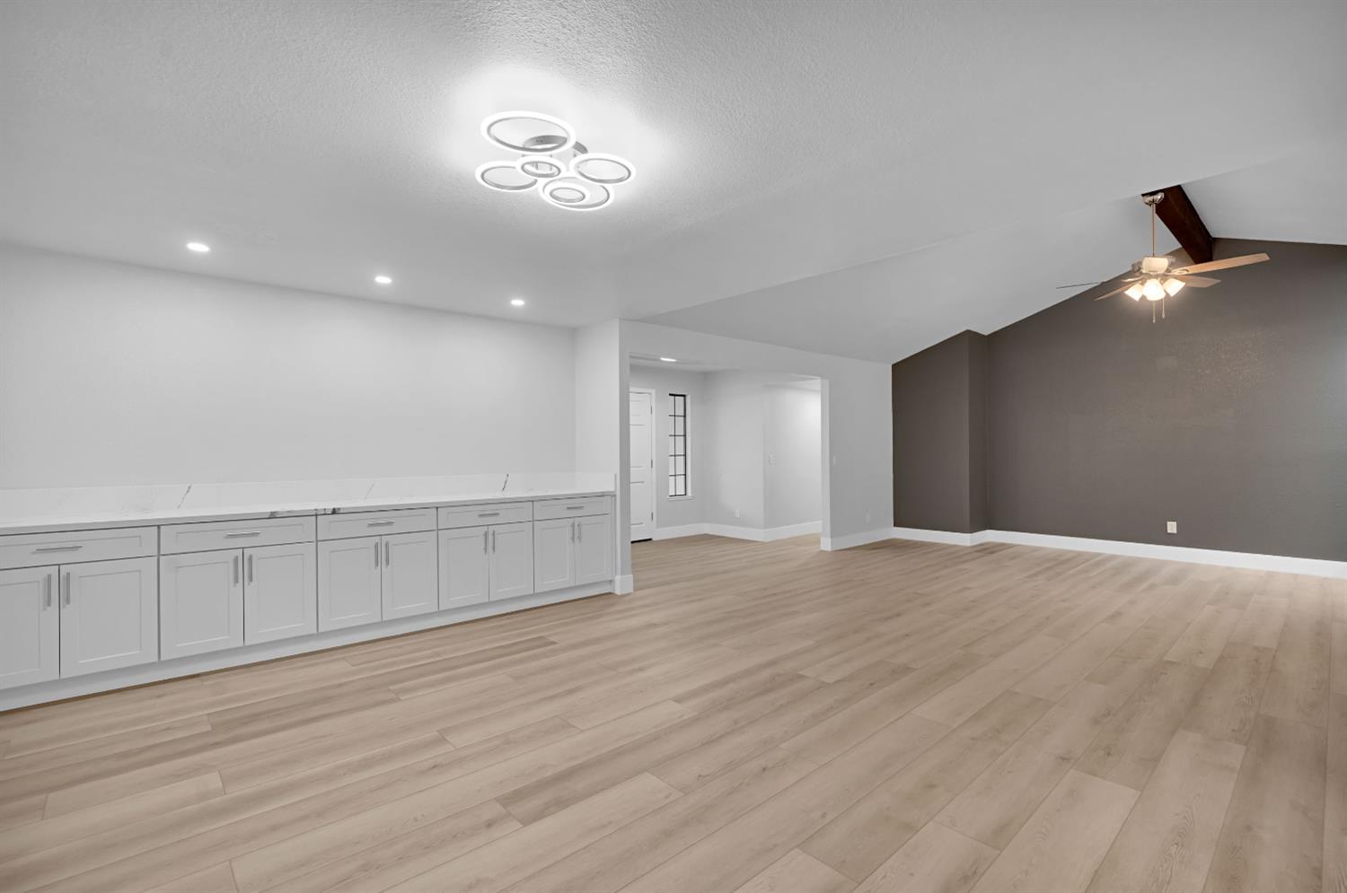 1770 W San Jose Ave, Fresno, CA 93711