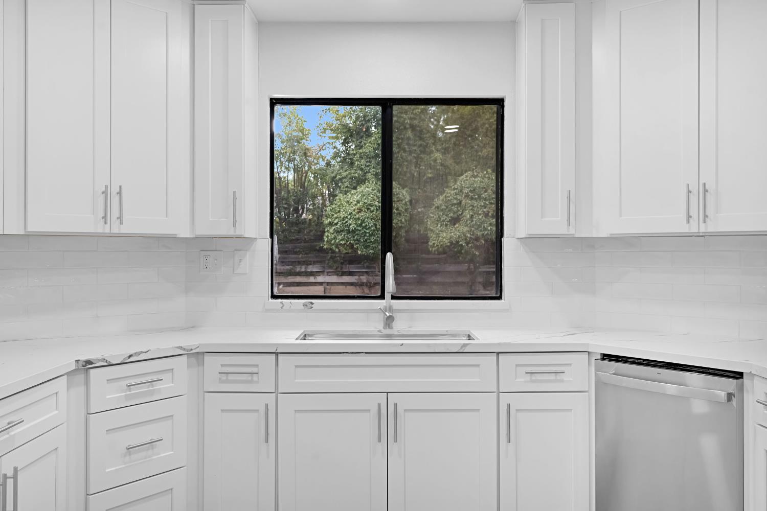 1770 W San Jose Ave, Fresno, CA 93711
