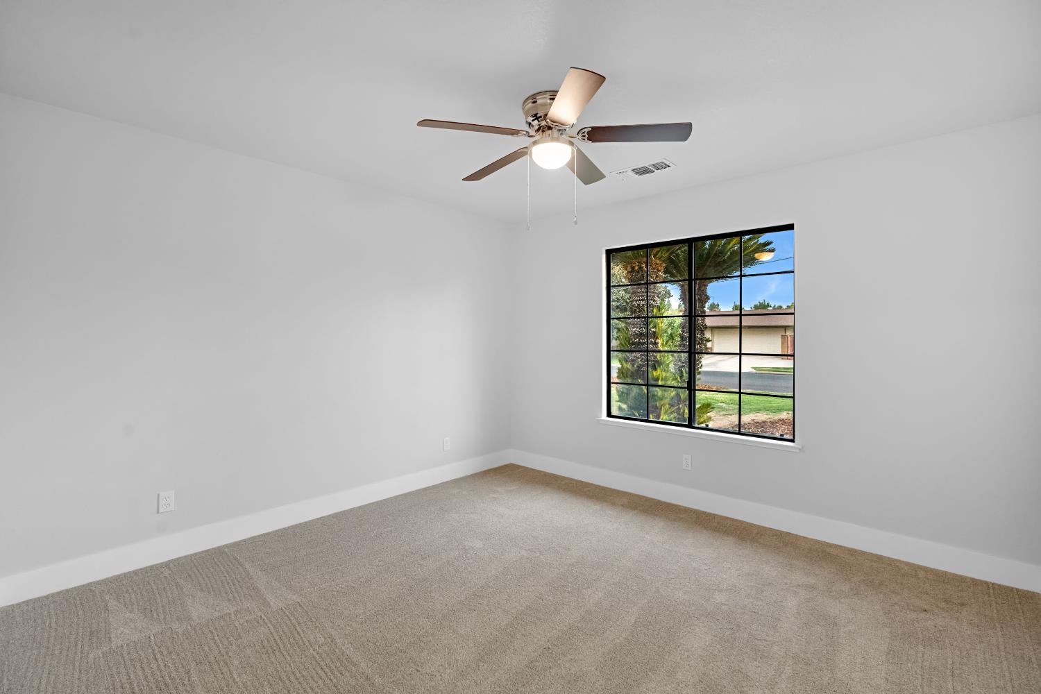 1770 W San Jose Ave, Fresno, CA 93711