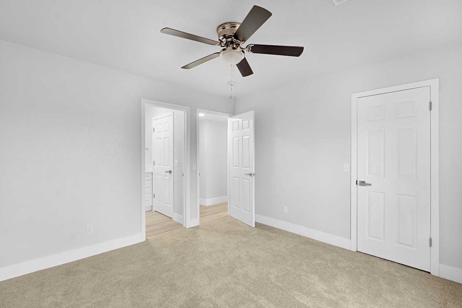 1770 W San Jose Ave, Fresno, CA 93711