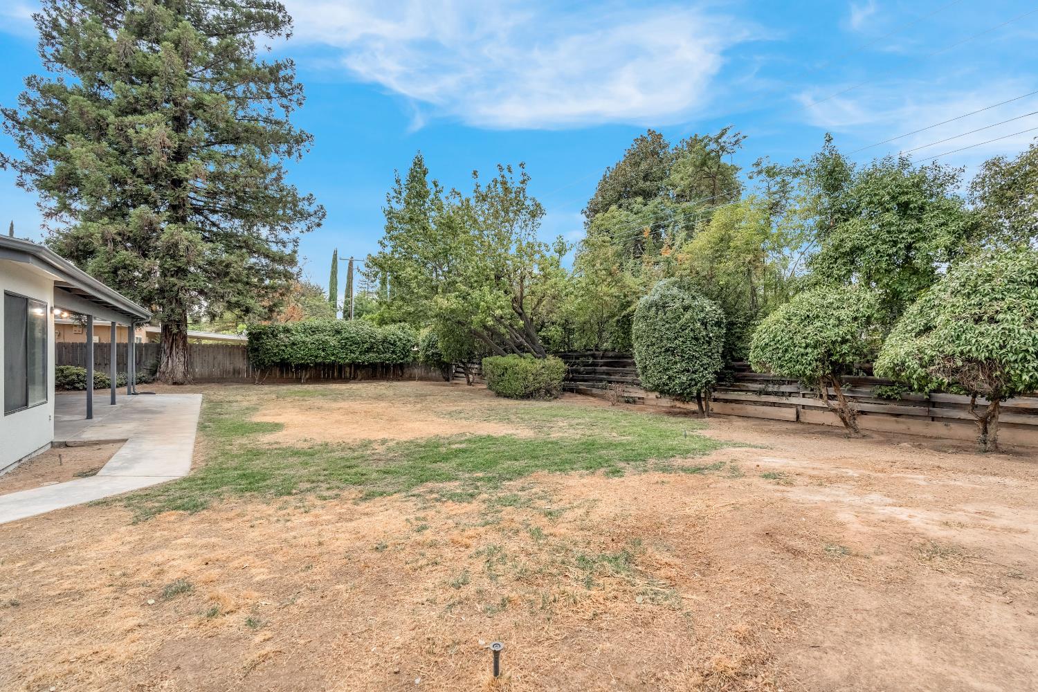 1770 W San Jose Ave, Fresno, CA 93711