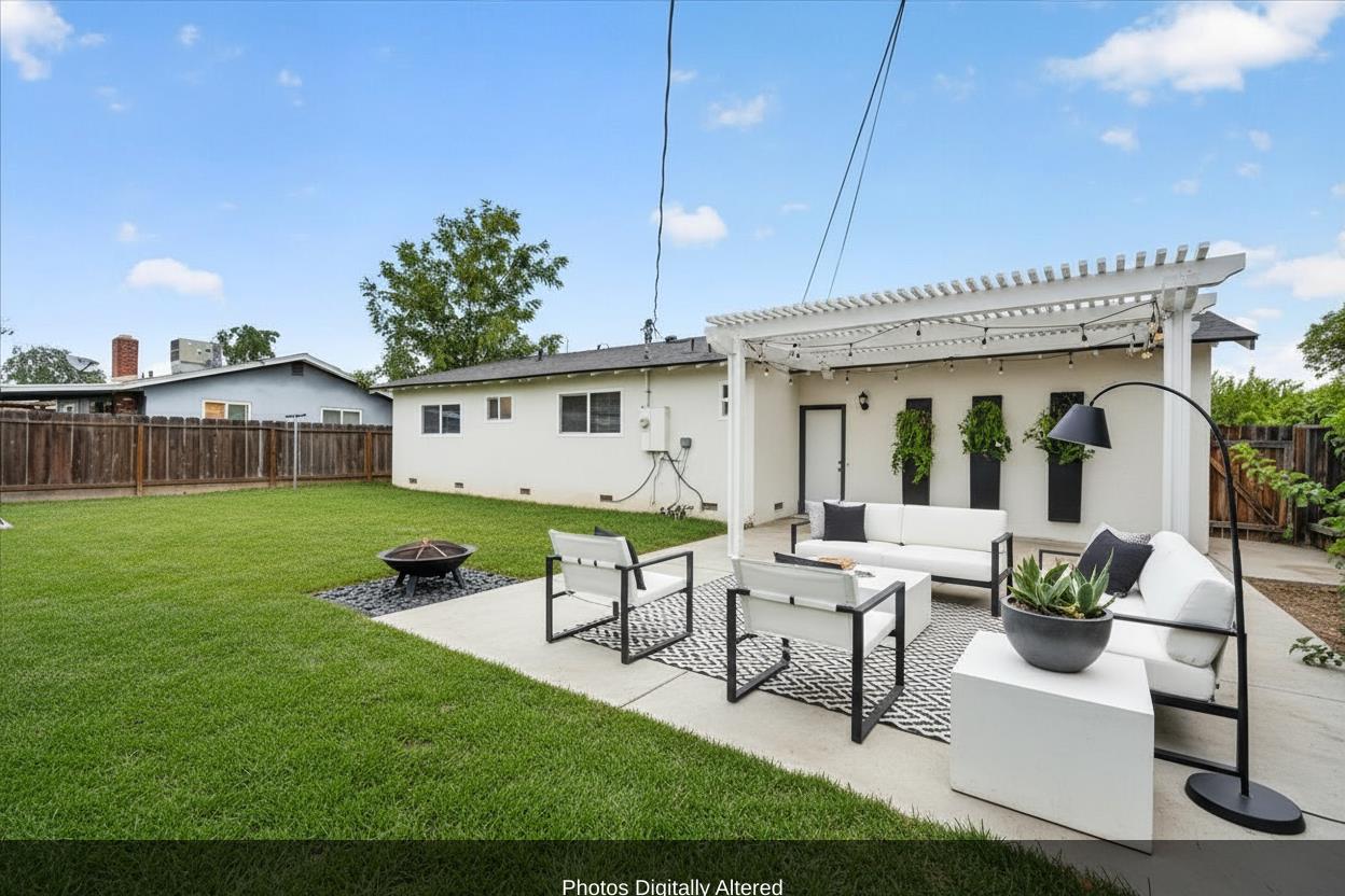 1914 S Backer Ave, Fresno, CA 93702