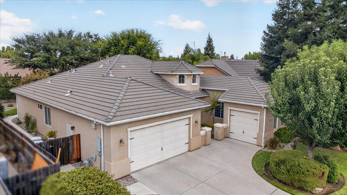 2551 Magill Ave, Clovis, CA 93611