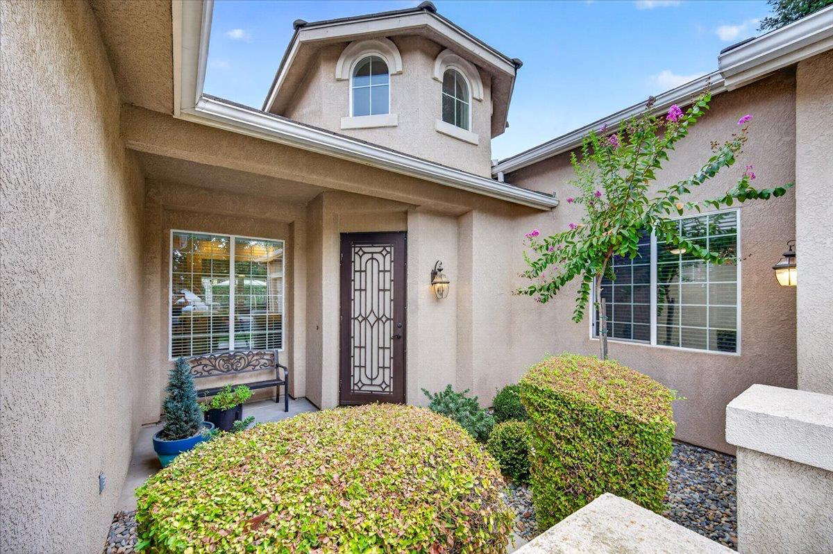 2551 Magill Ave, Clovis, CA 93611