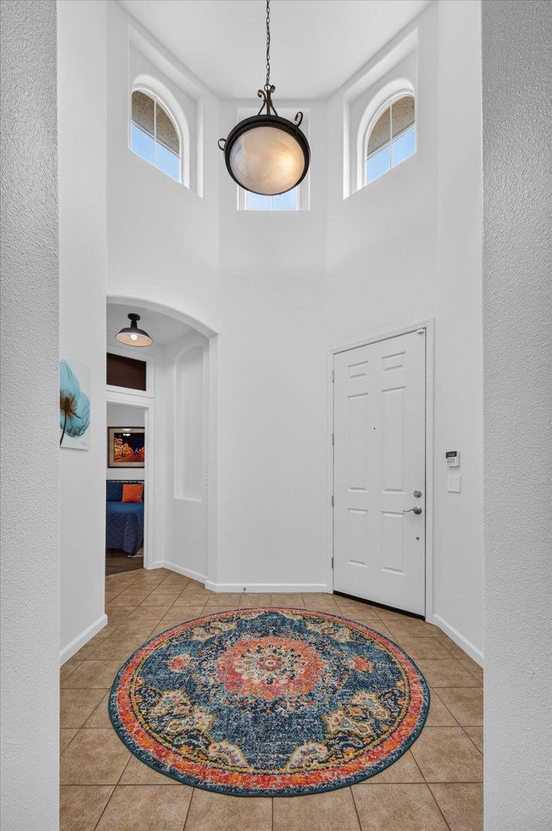 2551 Magill Ave, Clovis, CA 93611