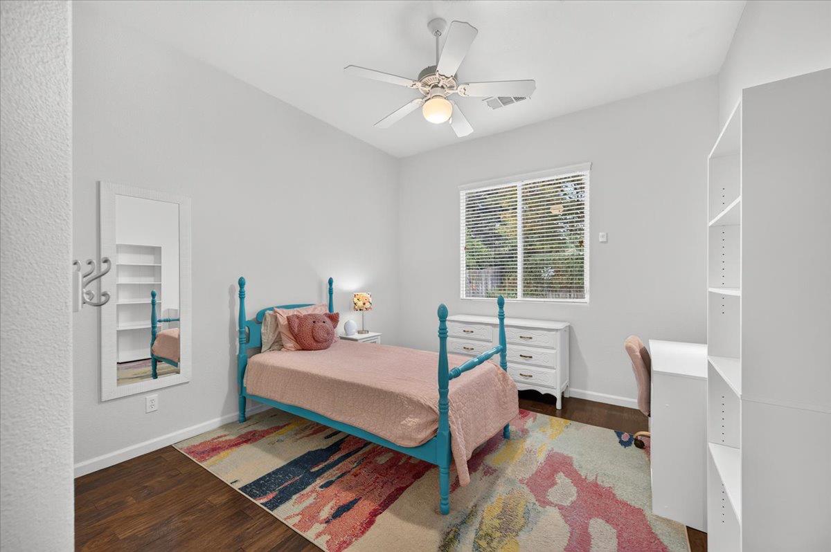 2551 Magill Ave, Clovis, CA 93611