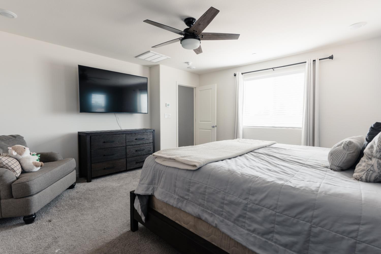 1001 Aspire Ave, Fowler, CA 93625