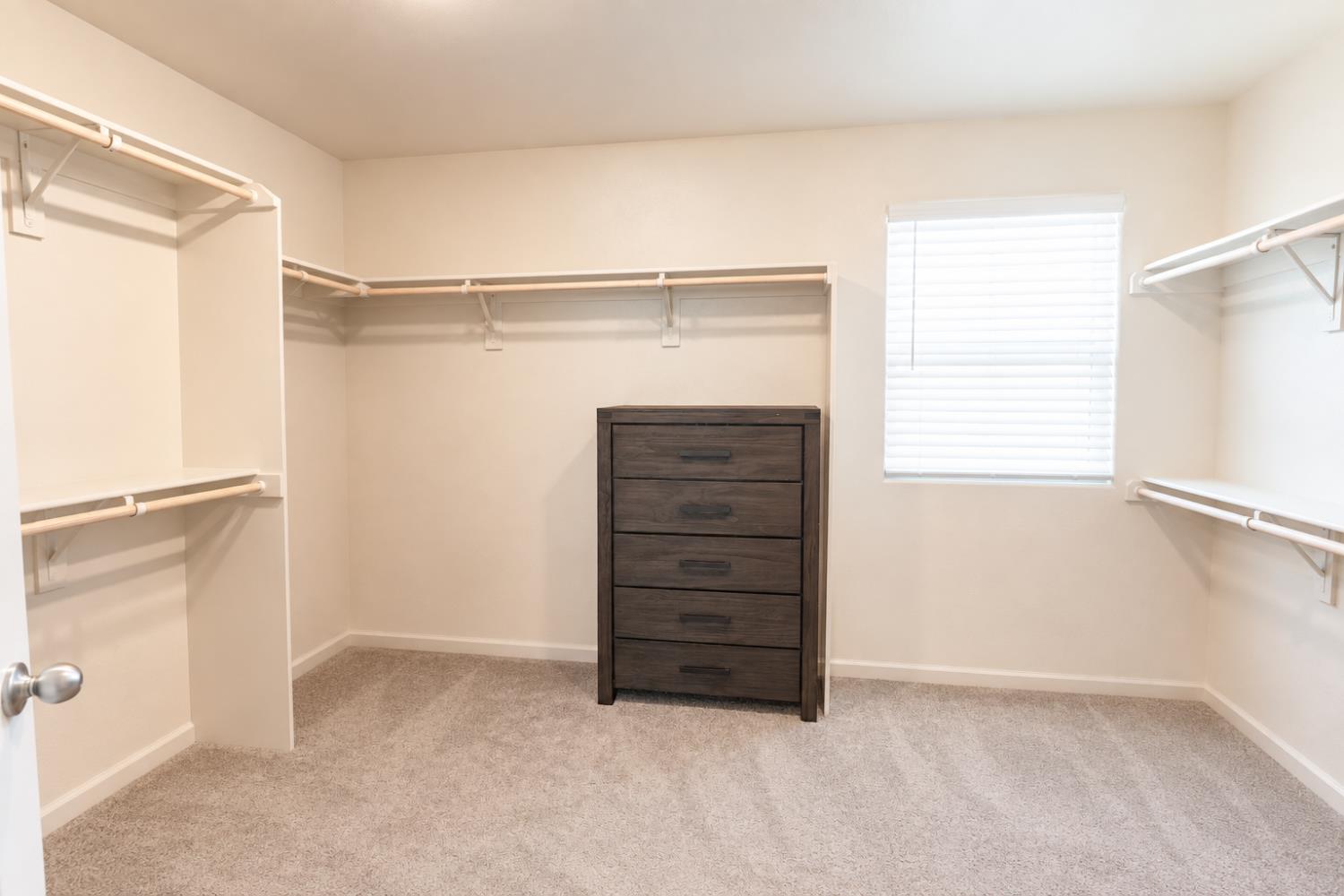1001 Aspire Ave, Fowler, CA 93625