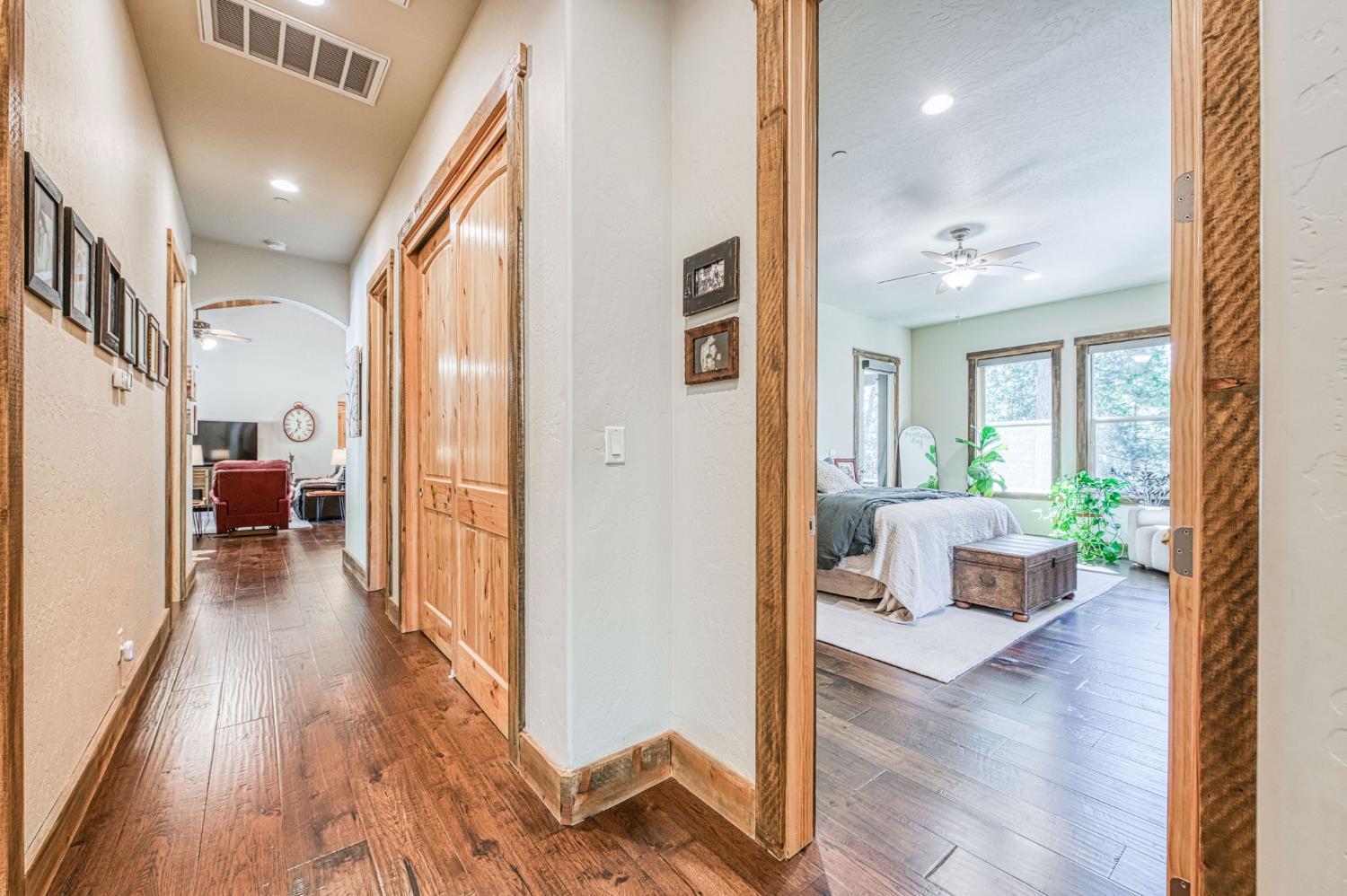 42596 Garnet Ln, Shaver Lake, CA 93664