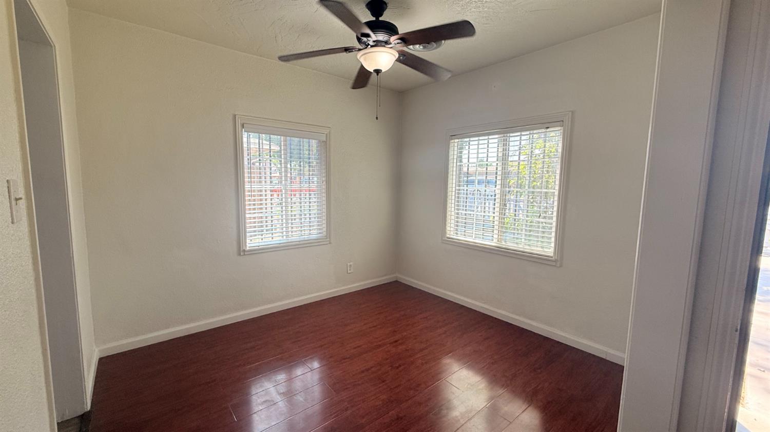 3517 E Lamona Ave, Fresno, CA 93703