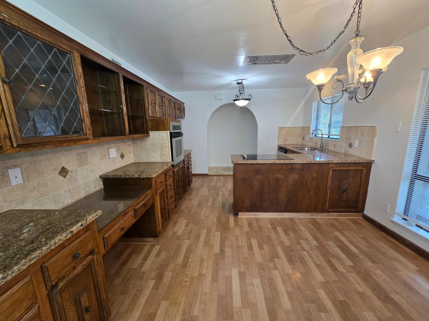 5064 N Wishon Ave #A, Fresno, CA 93704