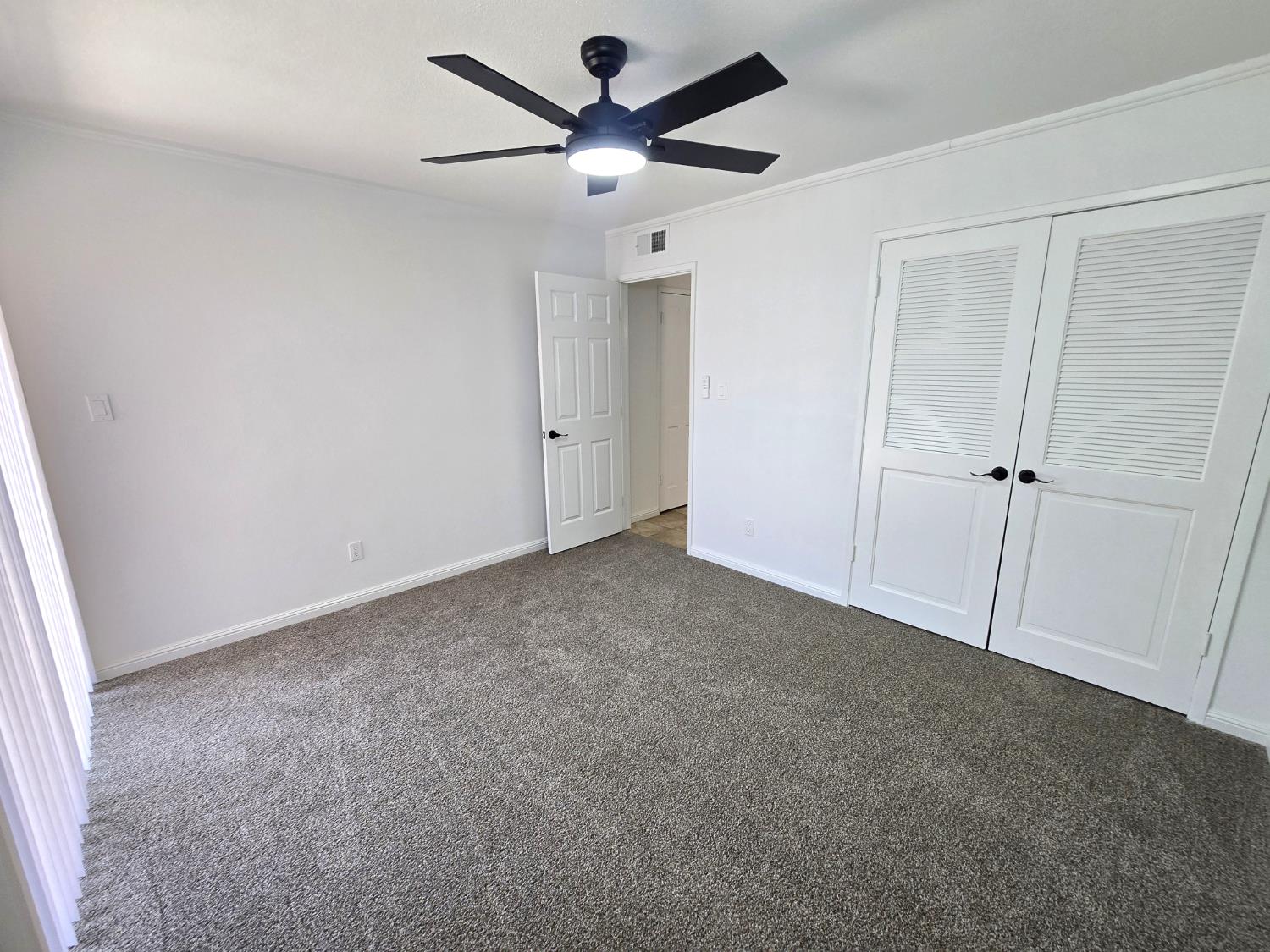 5064 N Wishon Ave #A, Fresno, CA 93704