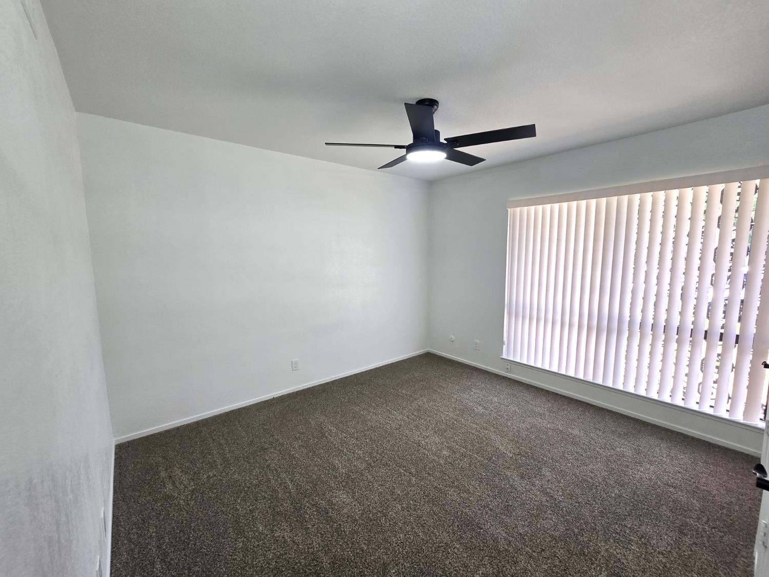 5064 N Wishon Ave #A, Fresno, CA 93704
