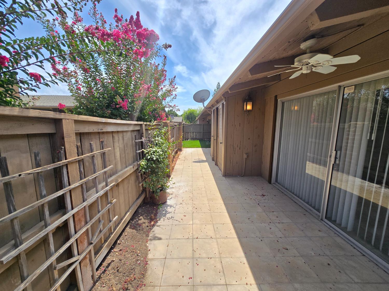 5064 N Wishon Ave #A, Fresno, CA 93704