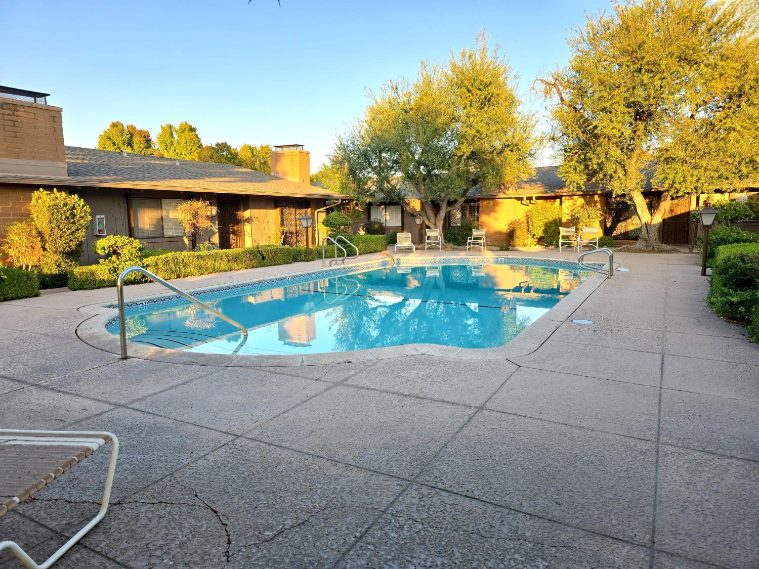5064 N Wishon Ave #A, Fresno, CA 93704