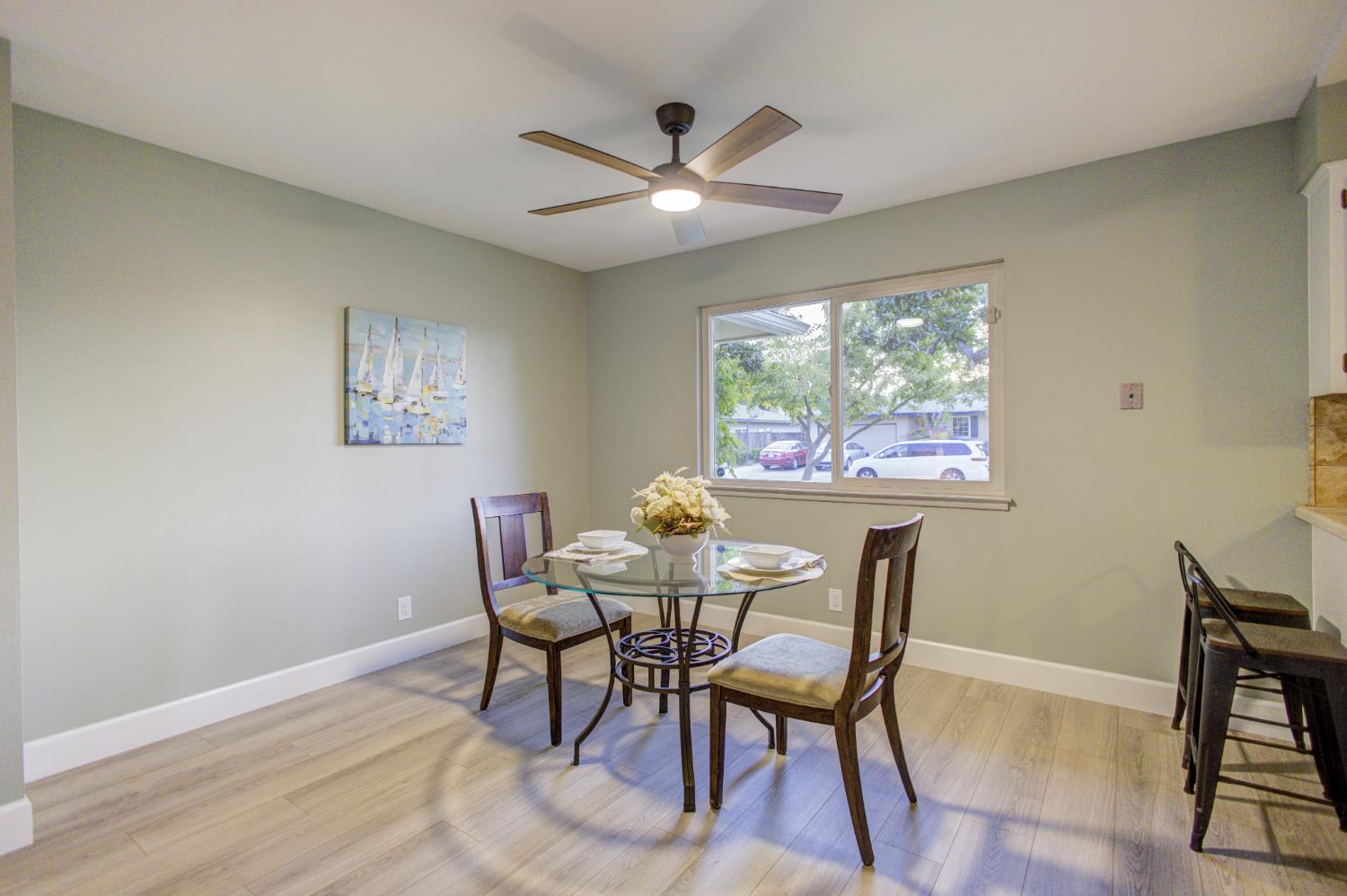 6461 N Anna St, Fresno, CA 93710