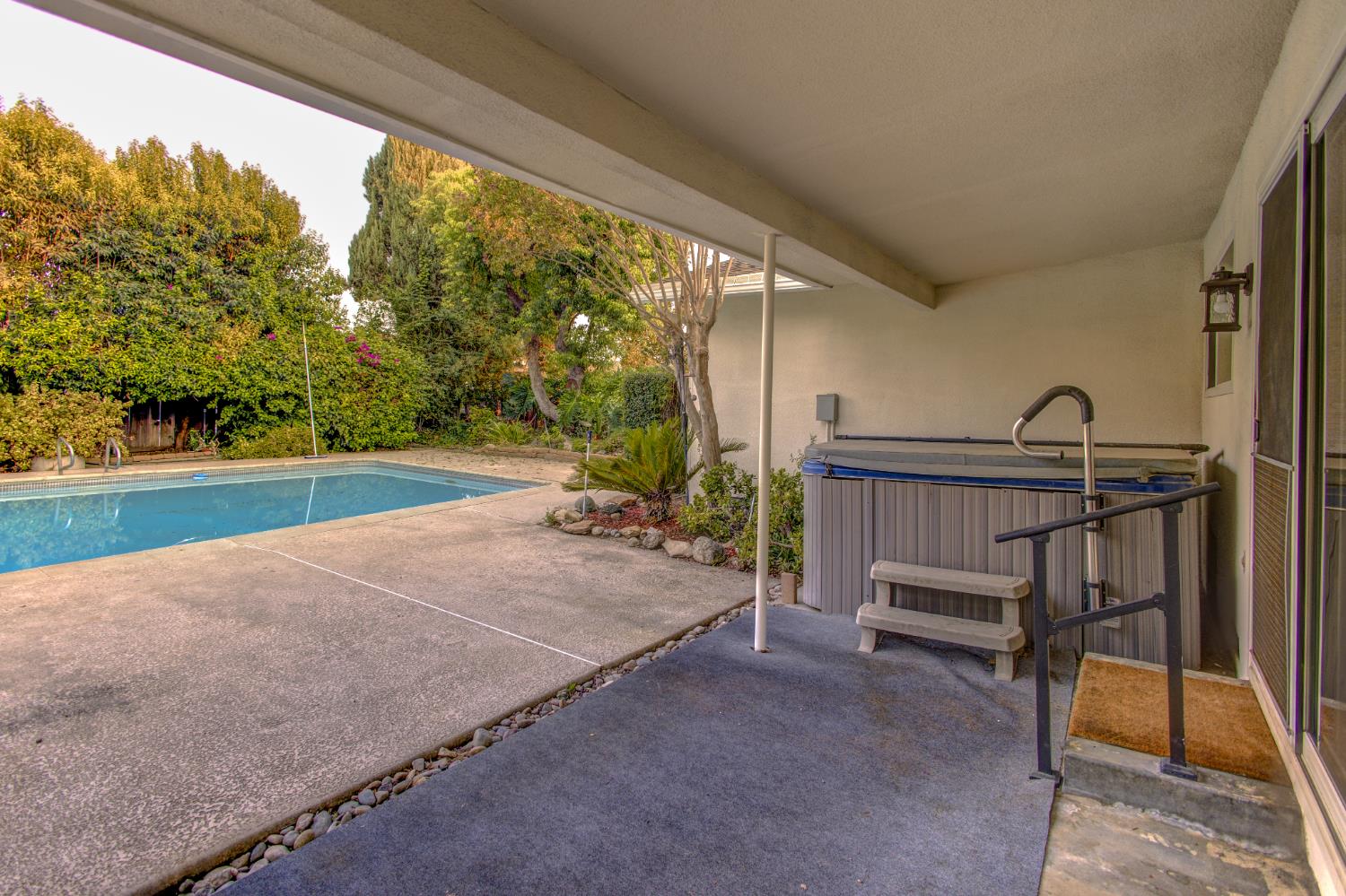 6461 N Anna St, Fresno, CA 93710