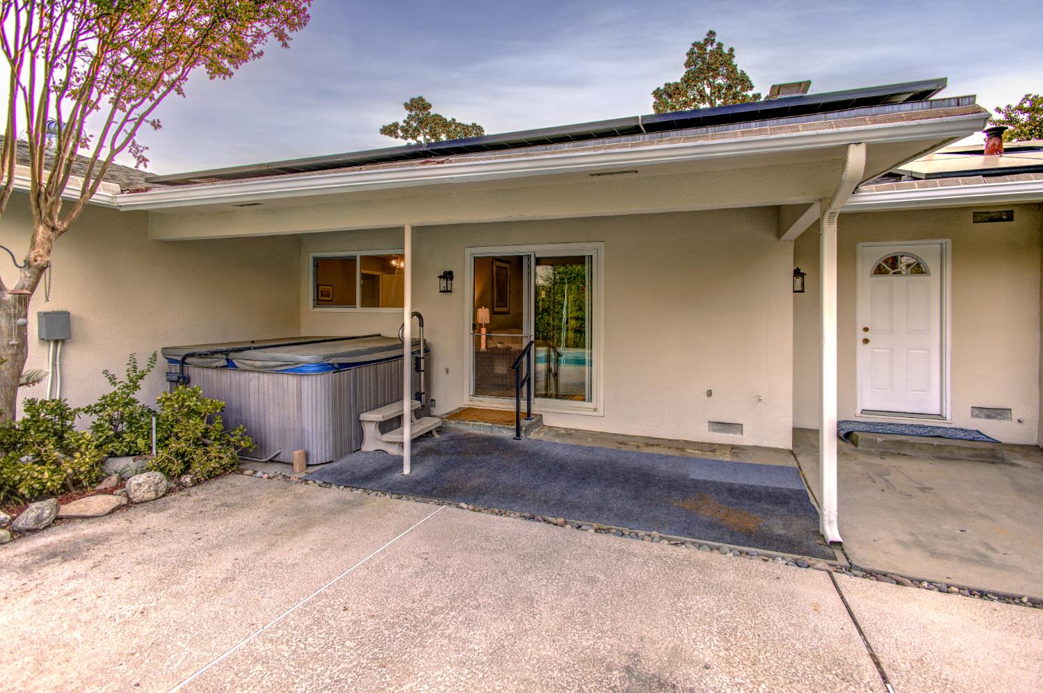6461 N Anna St, Fresno, CA 93710