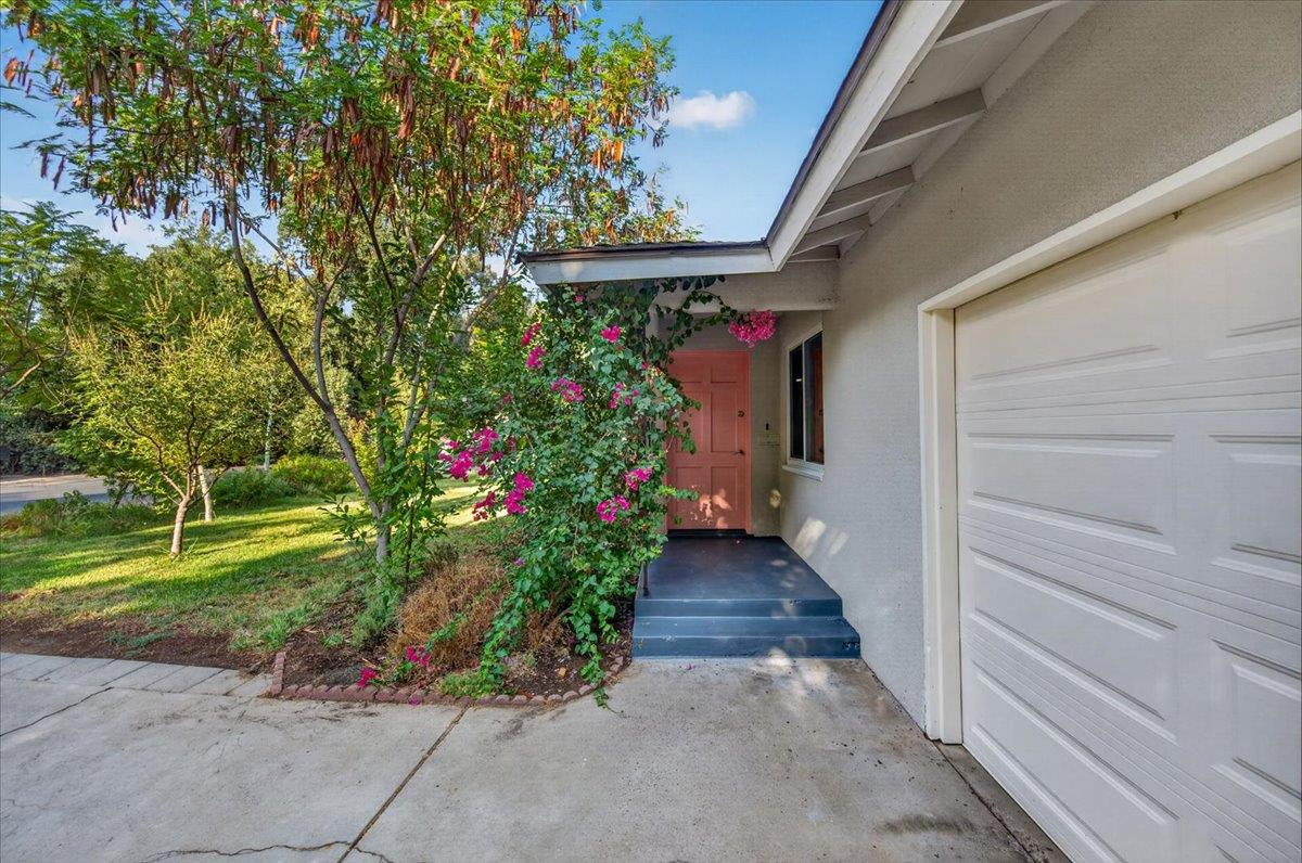 226 W Gettysburg, Fresno, CA 93705