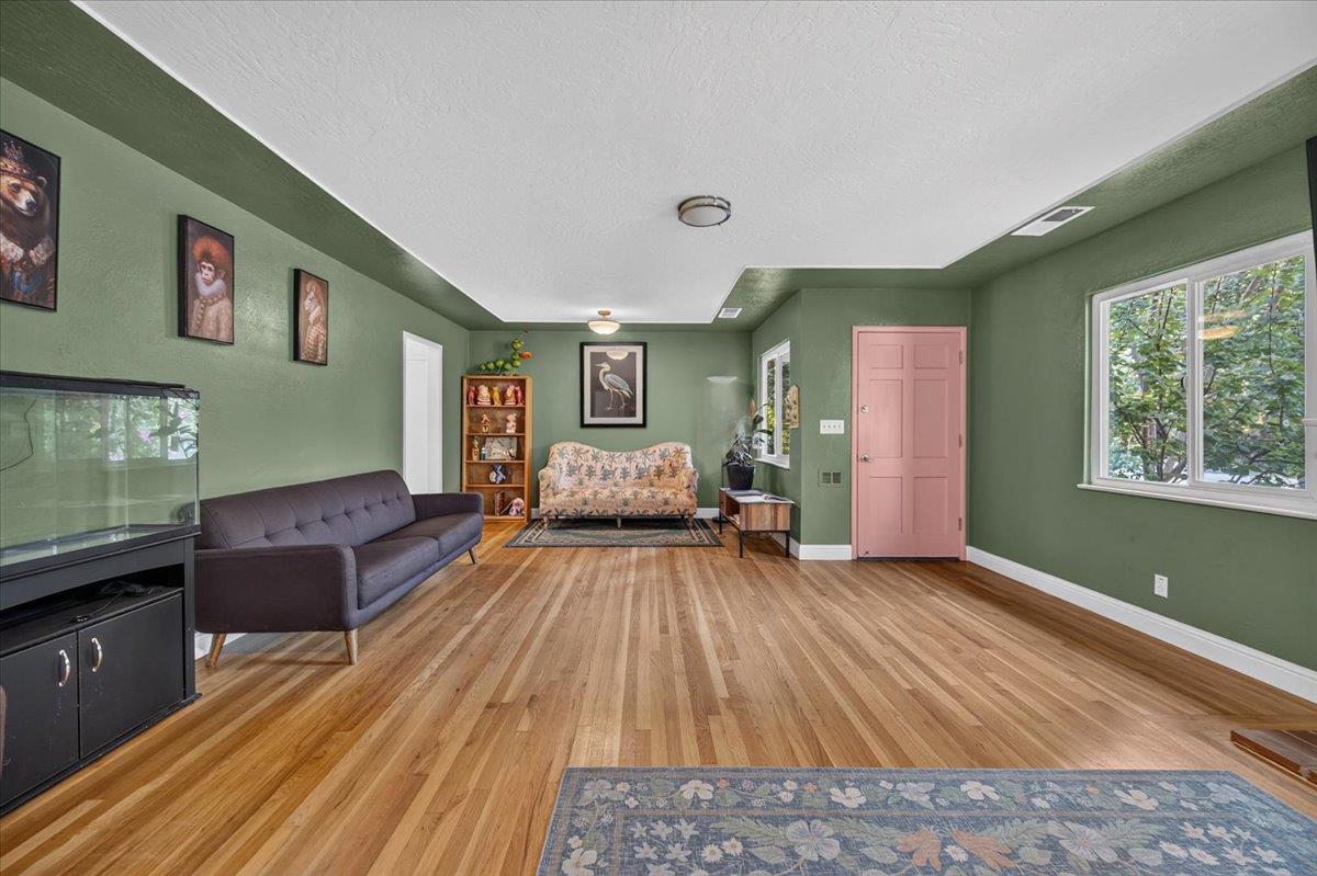 226 W Gettysburg, Fresno, CA 93705