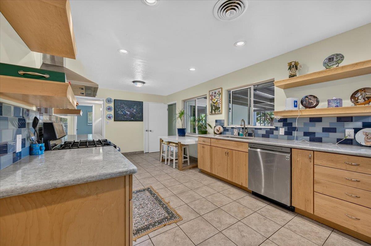226 W Gettysburg, Fresno, CA 93705