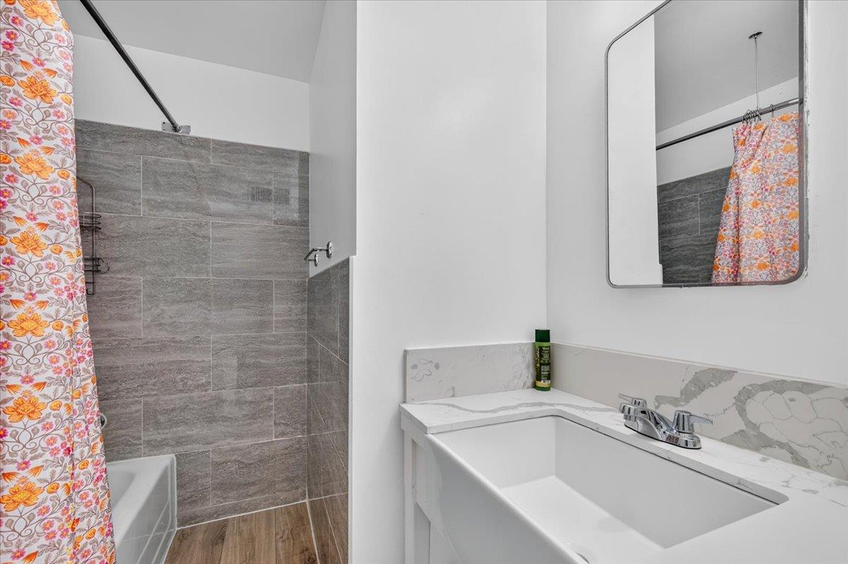 226 W Gettysburg, Fresno, CA 93705
