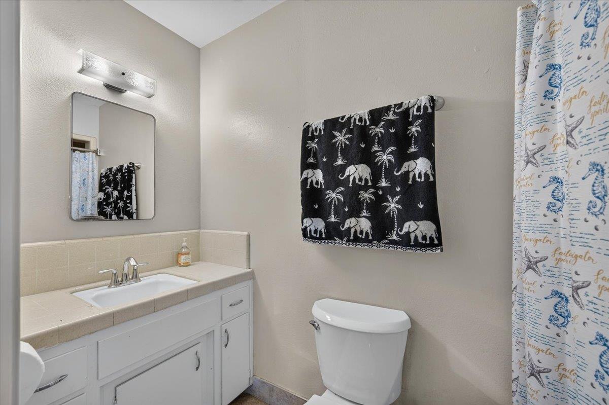 226 W Gettysburg, Fresno, CA 93705