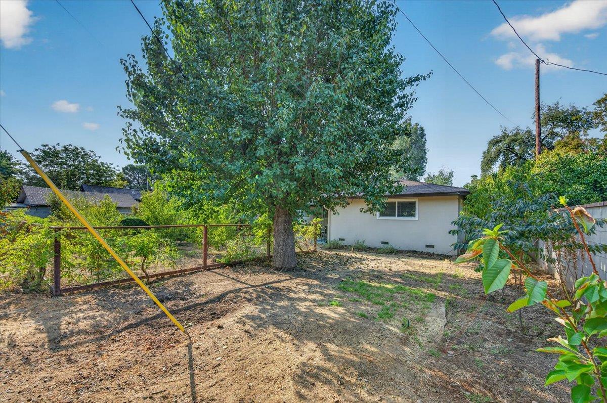 226 W Gettysburg, Fresno, CA 93705