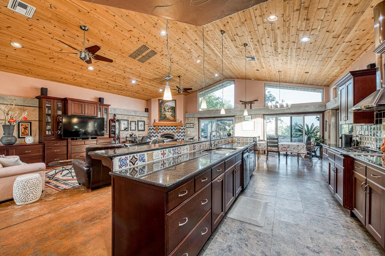 41810 Road 406, Coarsegold, CA 93614