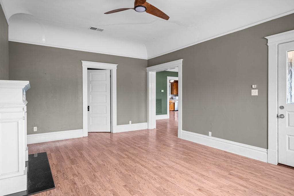 209 N Diana St, Fresno, CA 93701