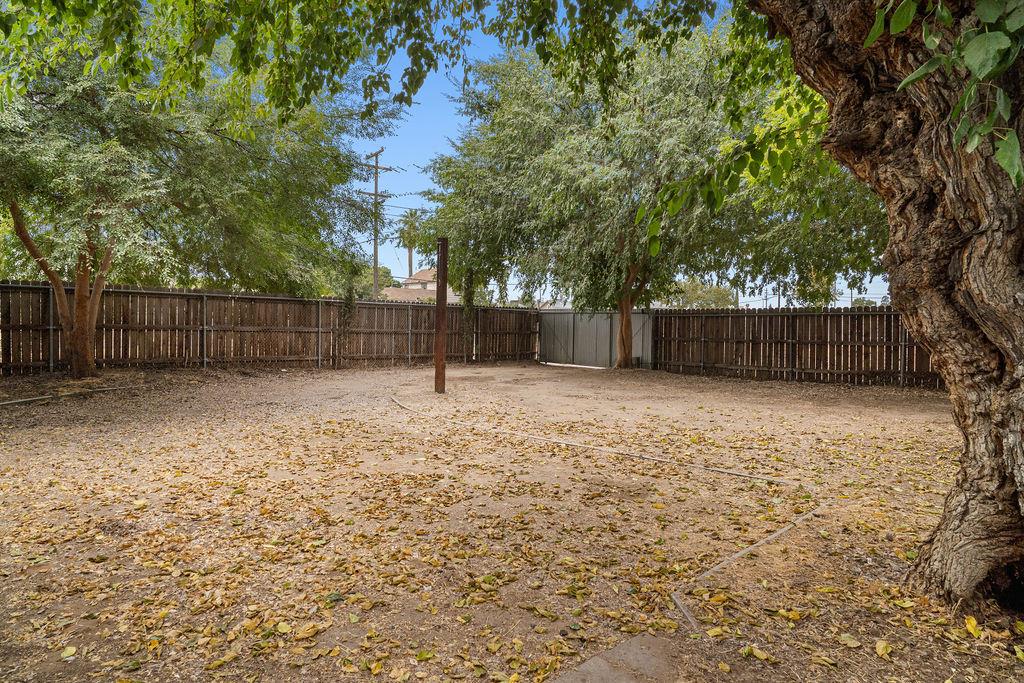 209 N Diana St, Fresno, CA 93701