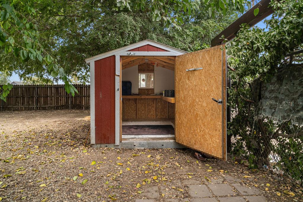 209 N Diana St, Fresno, CA 93701