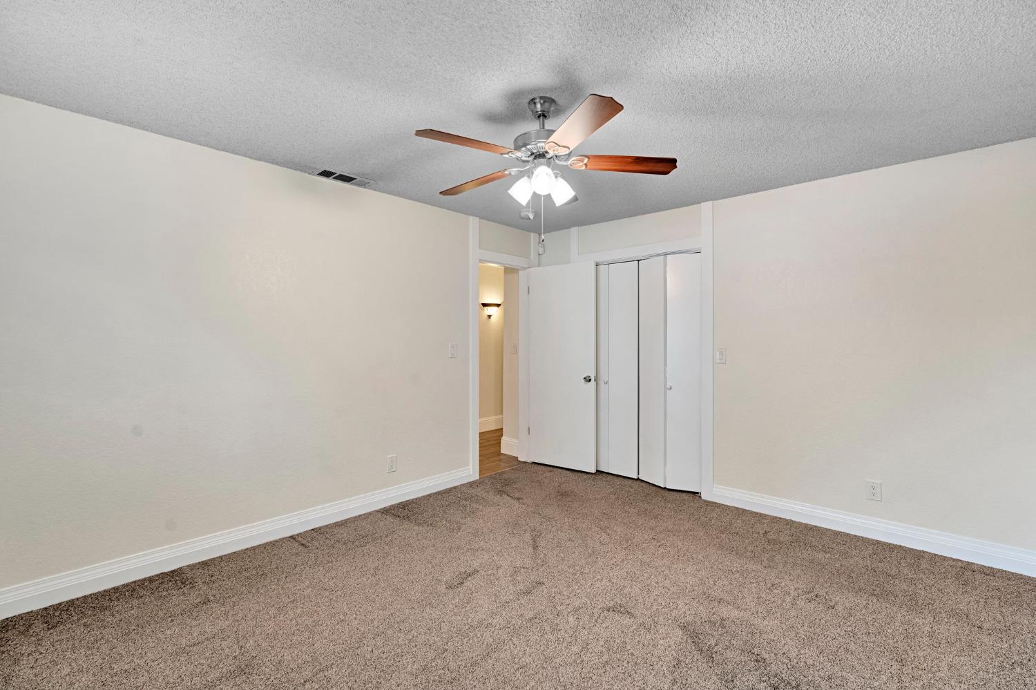 1162 S Fowler Ave, Fresno, CA 93727