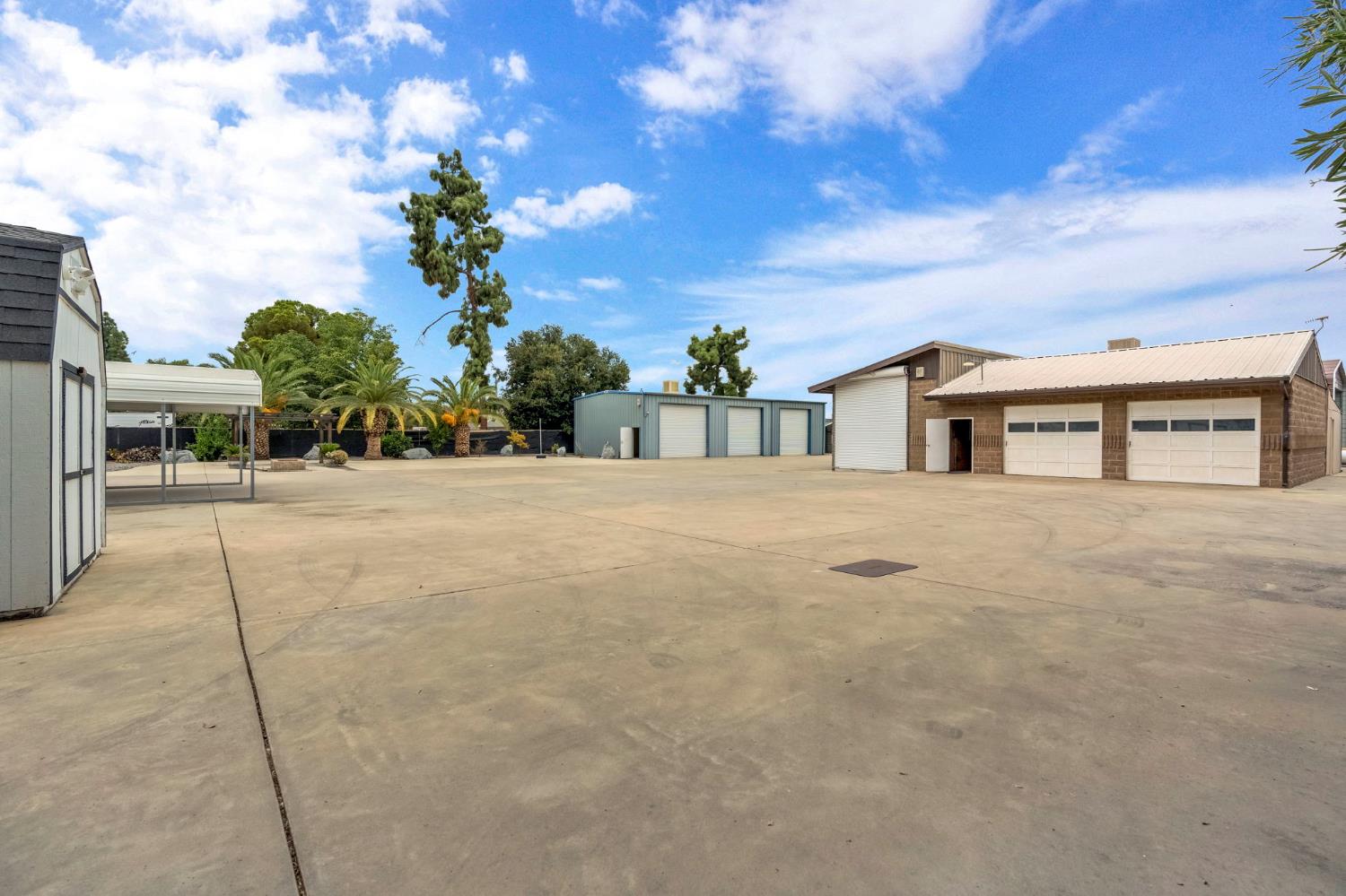 1162 S Fowler Ave, Fresno, CA 93727