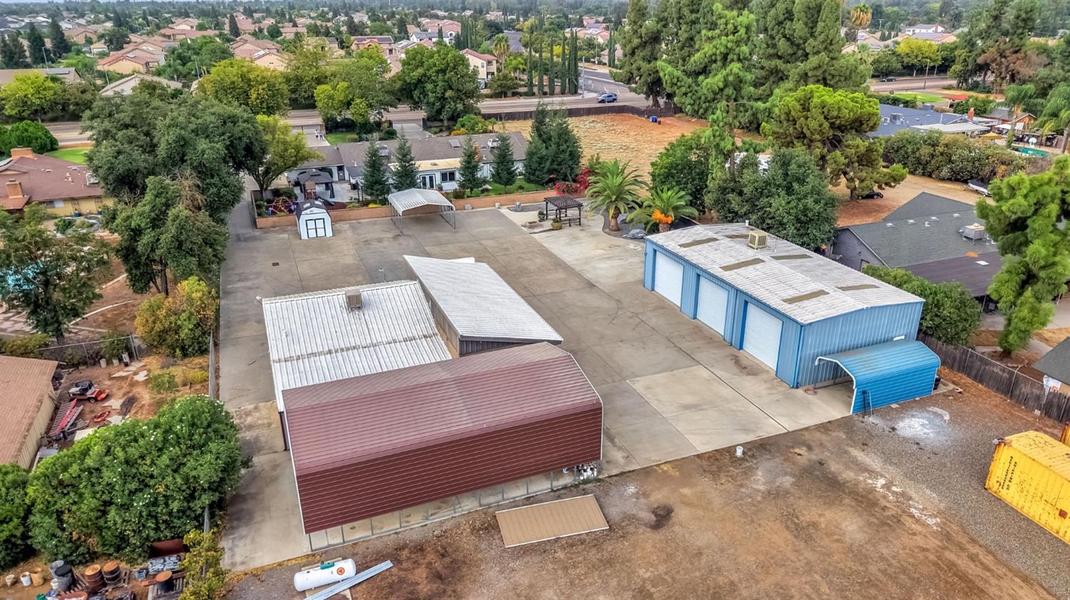 1162 S Fowler Ave, Fresno, CA 93727