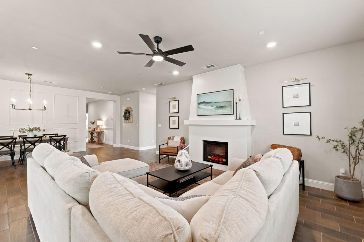 4035 San Gabriel, Clovis, CA 93619
