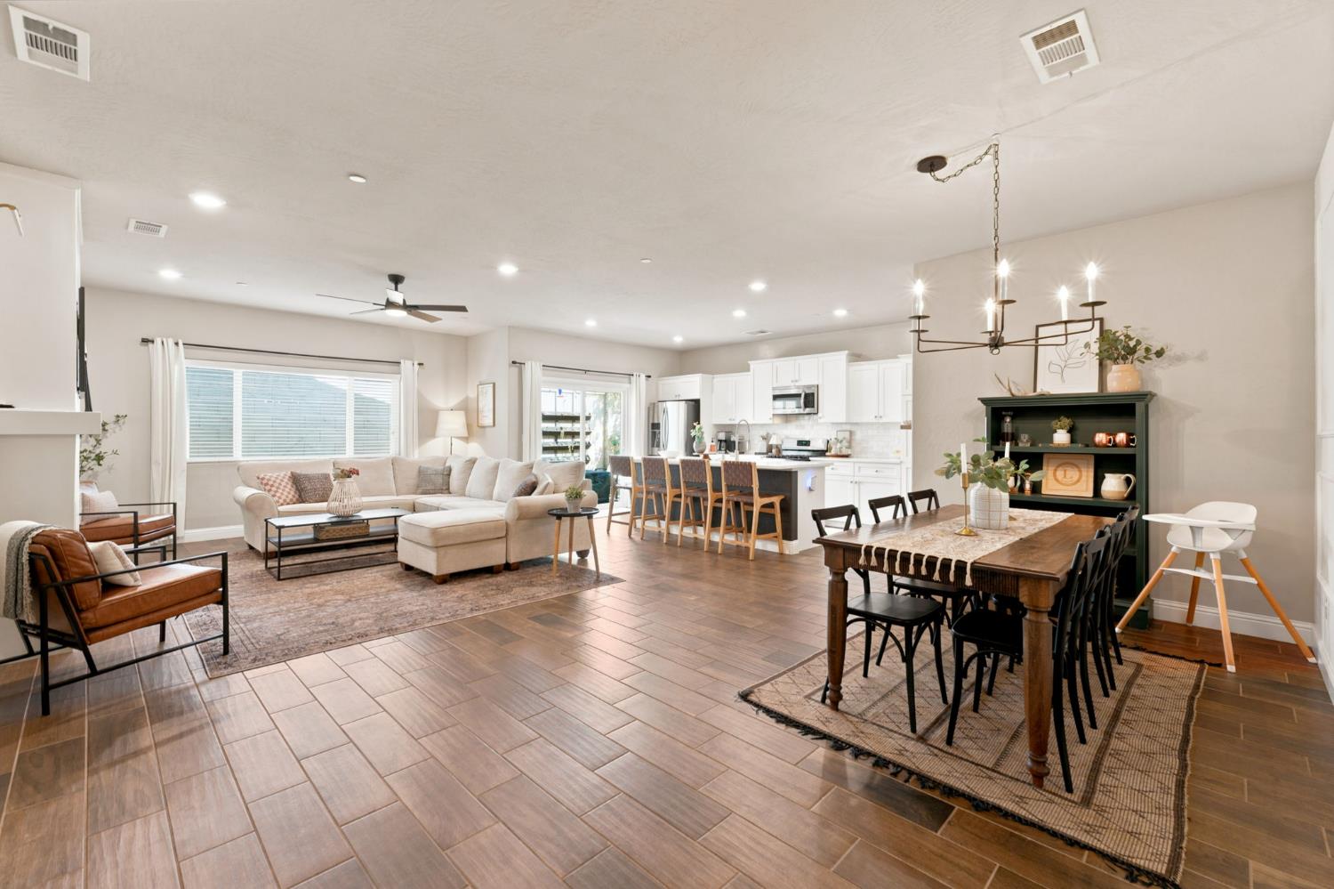 4035 San Gabriel, Clovis, CA 93619