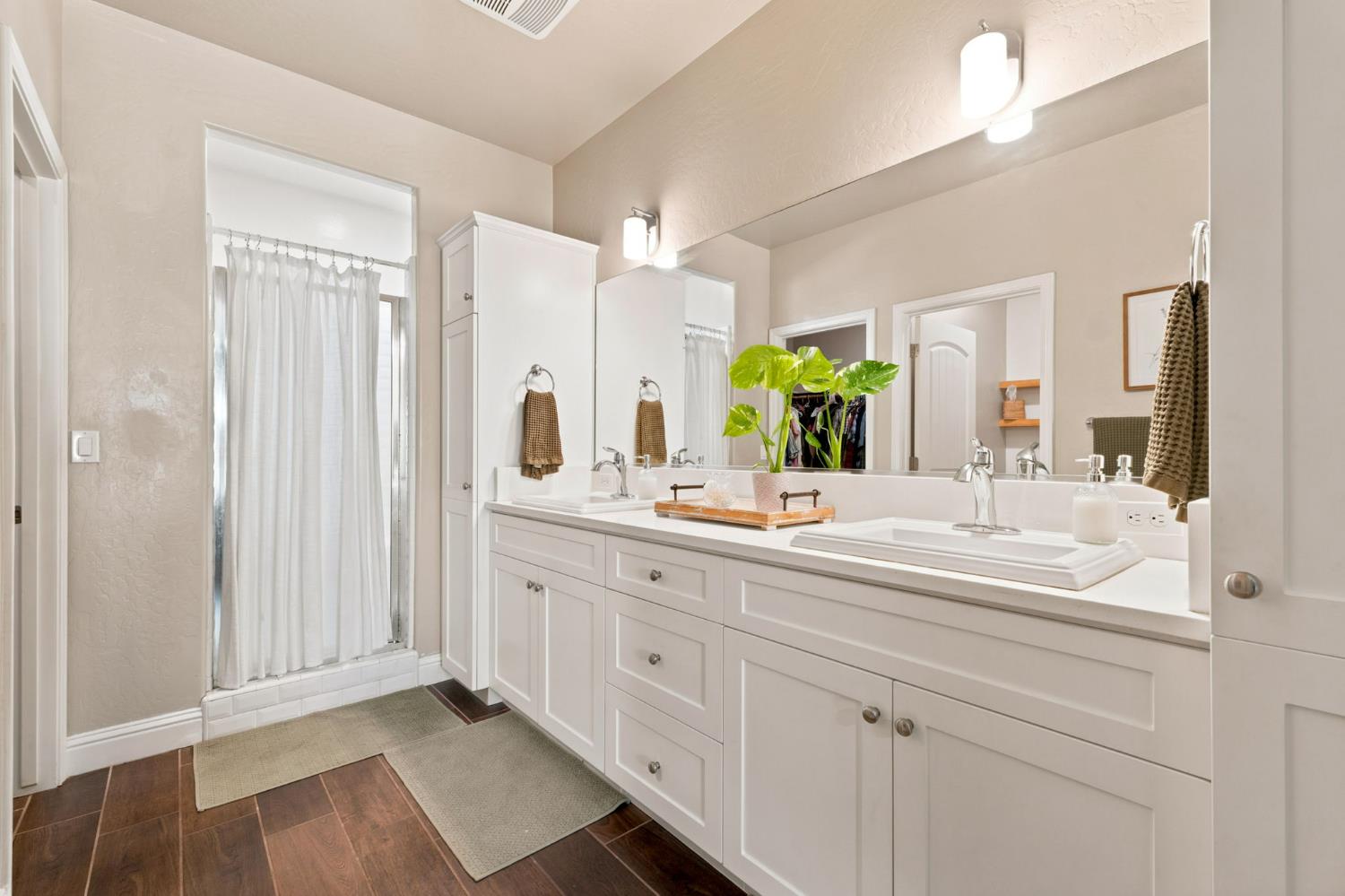 4035 San Gabriel, Clovis, CA 93619