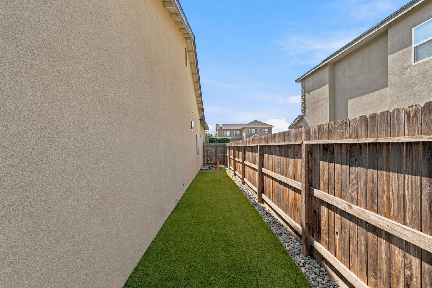 4035 San Gabriel, Clovis, CA 93619