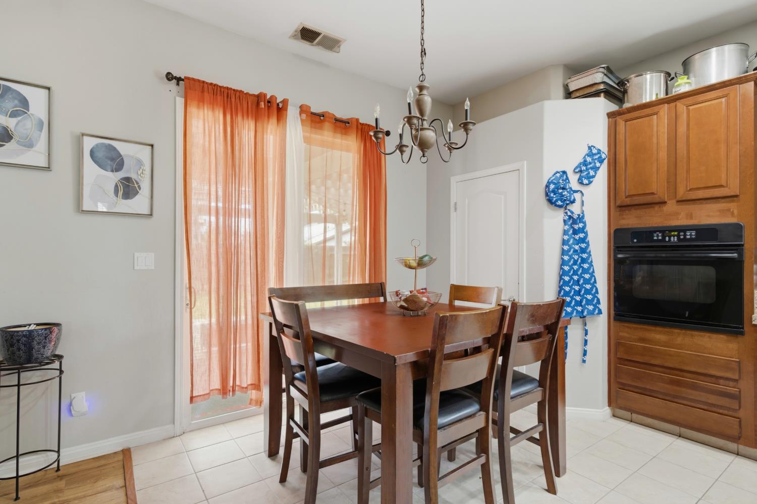 7202 Boulder Falls Ct, Bakersfield, CA 93312