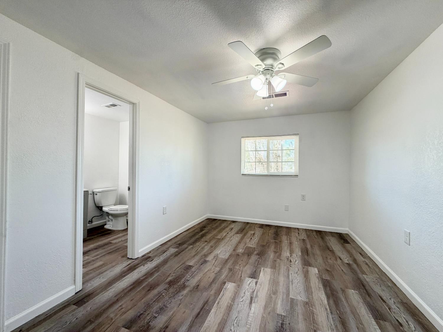 25706 Ellis St, Madera, CA 93638