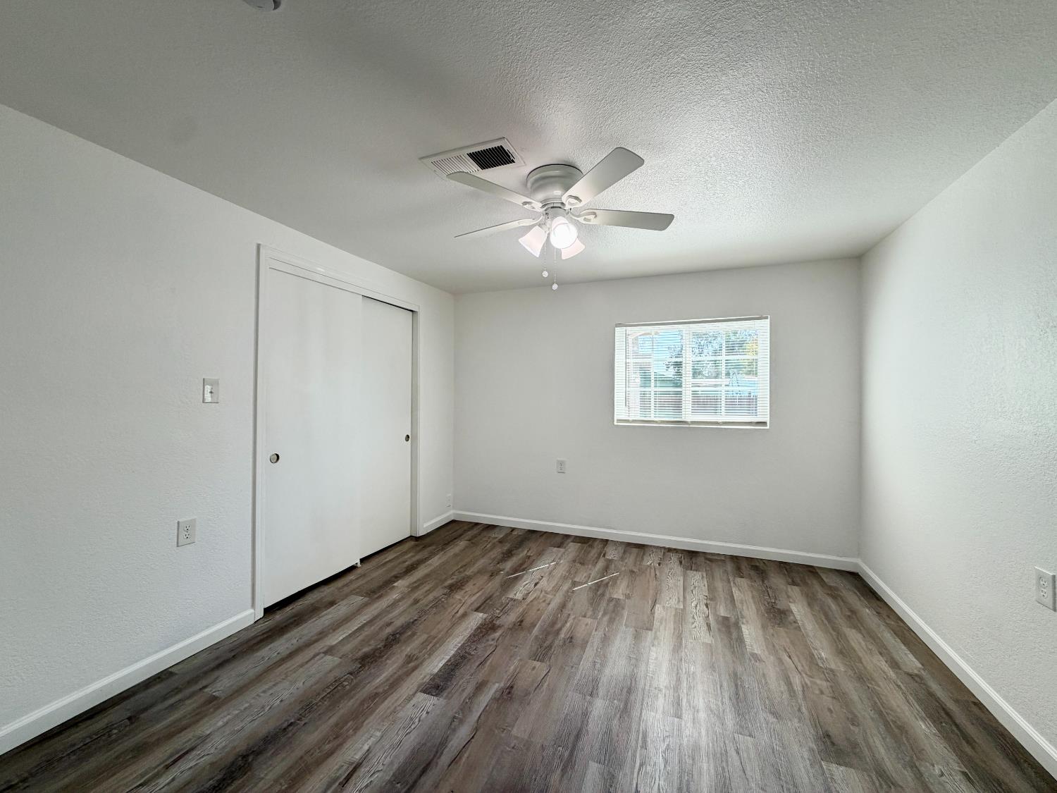 25706 Ellis St, Madera, CA 93638