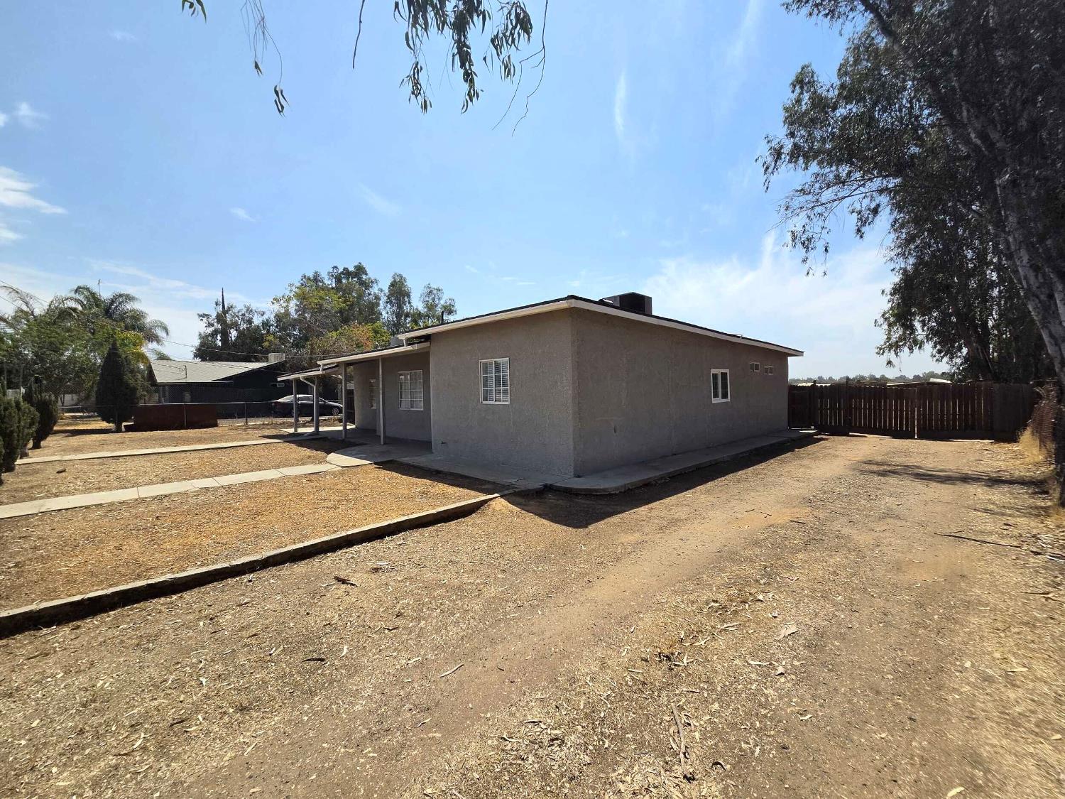 25706 Ellis St, Madera, CA 93638